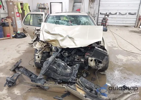 2002 Volkswagen Golf Gls 2.0L z USA, uszkodzony, nr VIN 9BWGK61J524073658